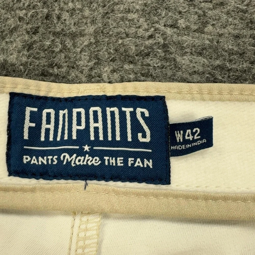 Auburn Tigers Shorts Mens 42 Beige NCAA Football FANPANTS All Over Print